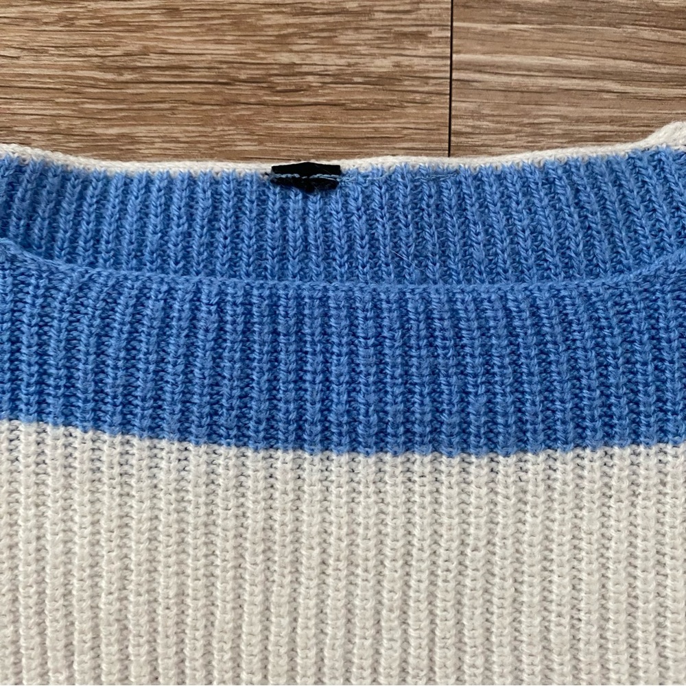 Crop Top - Picture 3 of 3